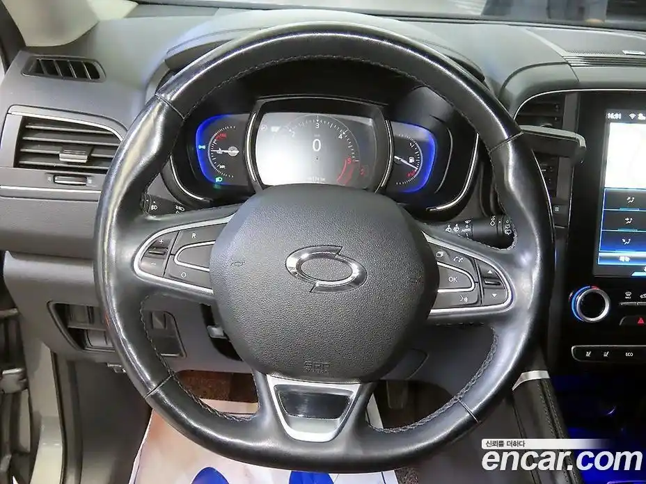 Renault QM6 2017 2.0 гидро в Москве № 1191786, фото 8