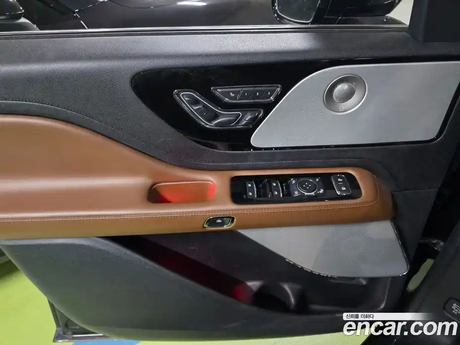 Lincoln Aviator 2021 3.0 гидро в Москве № 1199611, фото 17