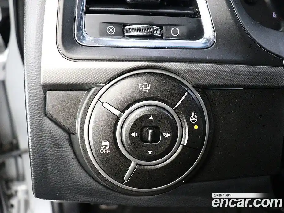 SsangYong Korando 2016 2.0 гидро в Москве № 1400254, фото 11