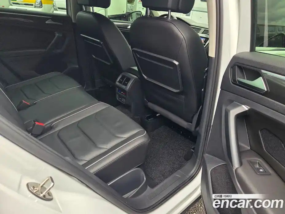 Volkswagen Tiguan 2020 2.0 гидро в Москве № 1405635, фото 12
