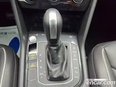 Volkswagen Tiguan 2020 2.0 гидро в Москве № 1405635, миниатюра 9