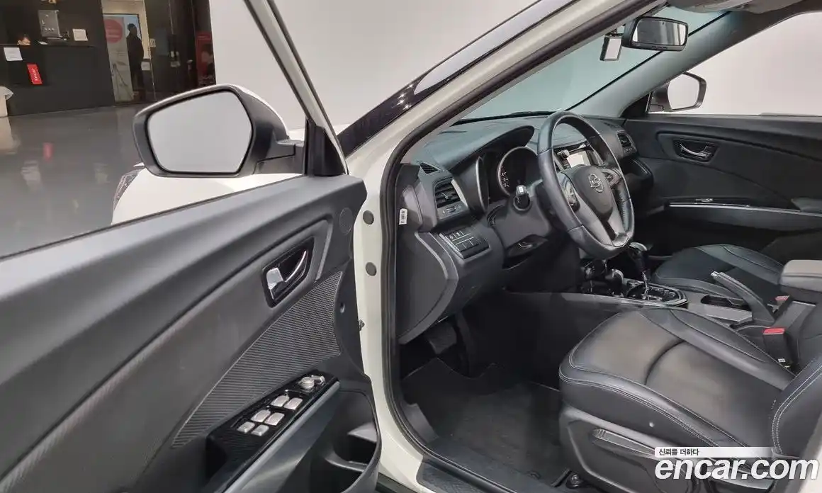 SsangYong TIBOLI 2018 1.6 гидро в Москве № 145828, фото 11