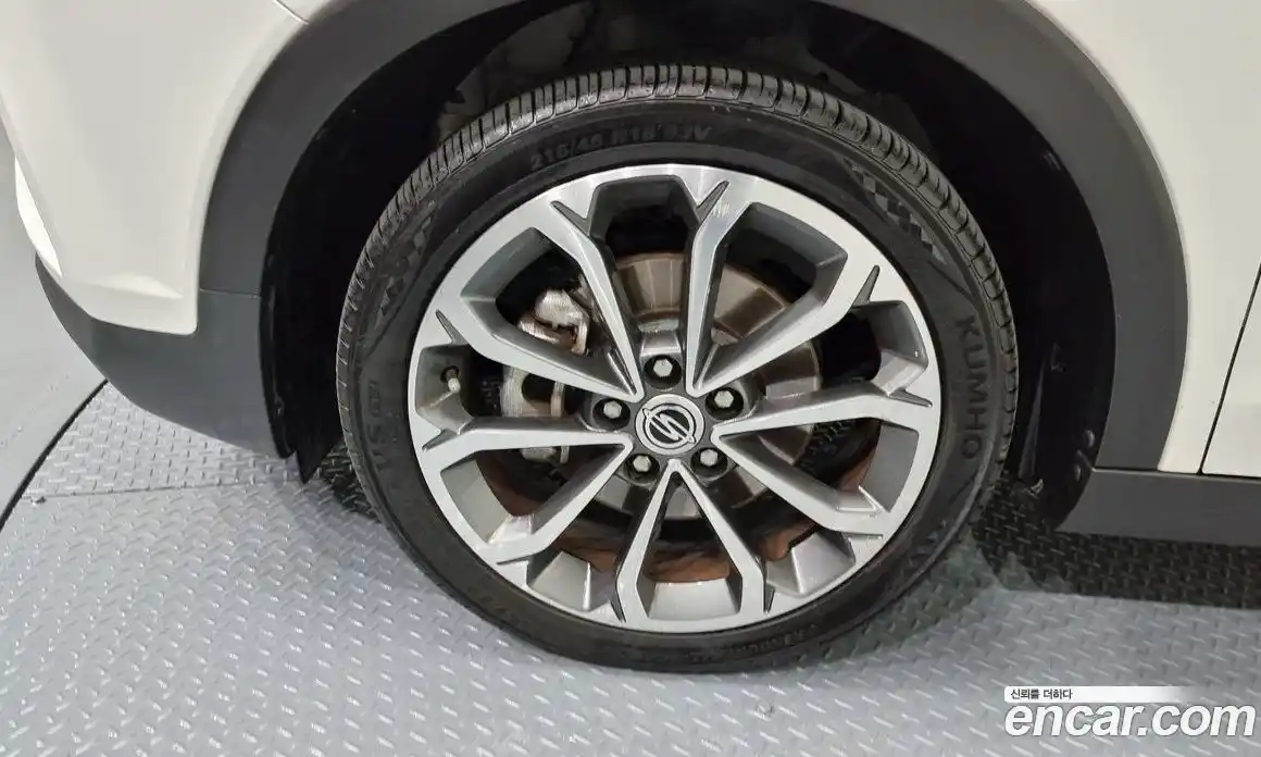 SsangYong TIBOLI 2018 1.6 гидро в Москве № 145828, фото 5
