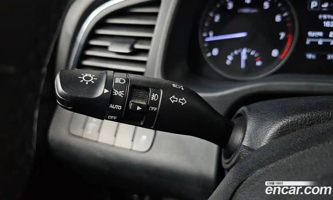 Hyundai Avante 2016 1.6 гидро в Москве № 1537516, фото 17