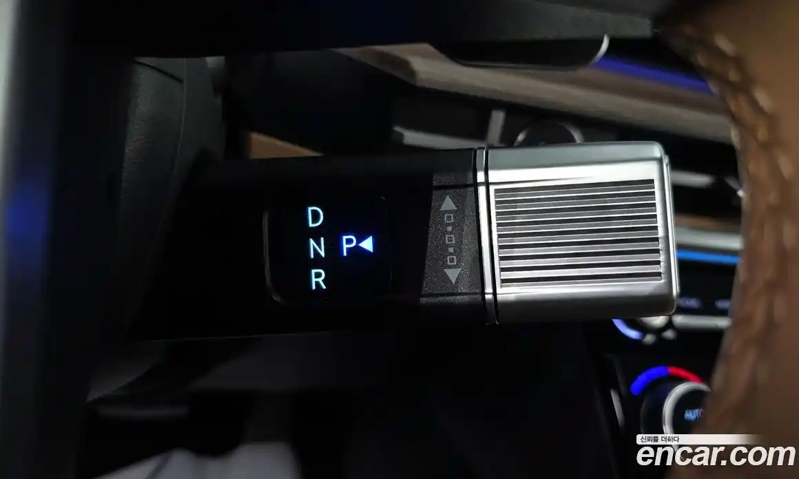 Hyundai Santa Fe 2023 2.5 гидро в Москве № 1537594, фото 9