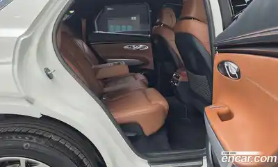 Genesis GV70 2023 2.5 гидро в Москве № 1538860, миниатюра 12