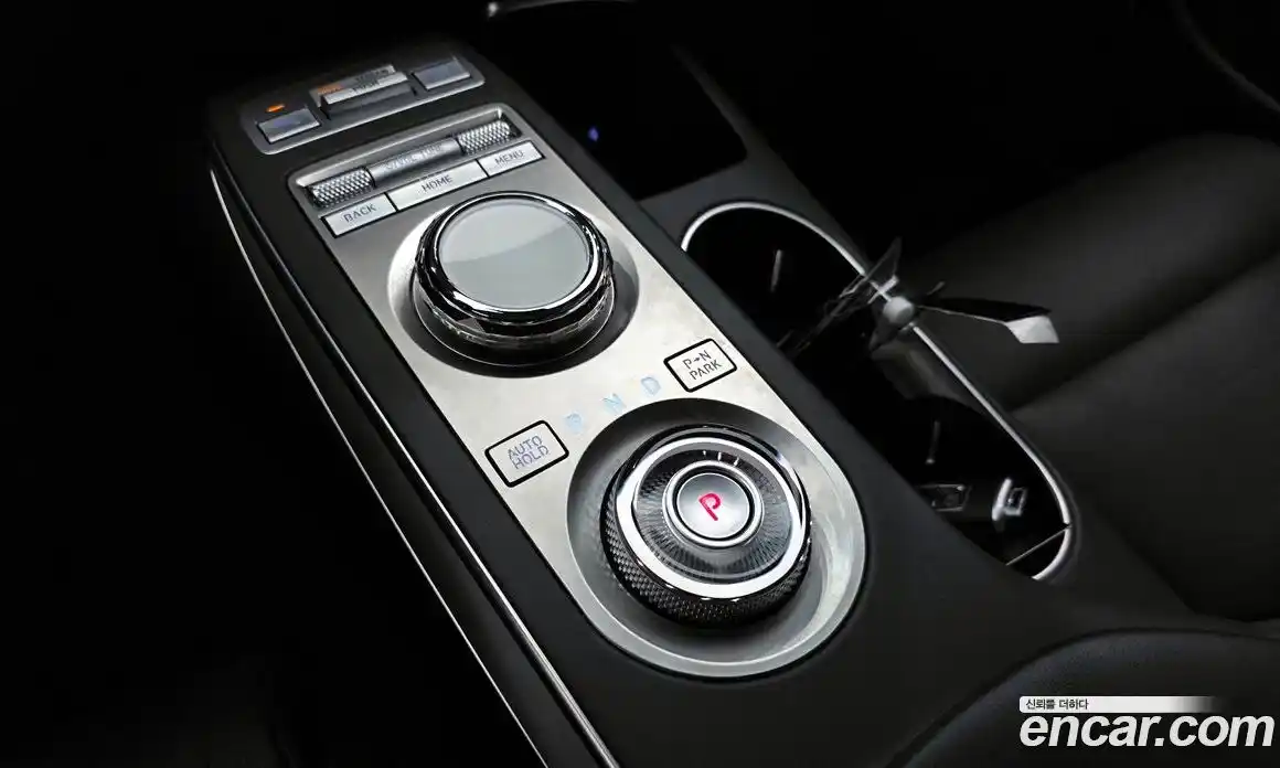 Genesis GV70 2022 0.1 гидро в Москве № 1539177, фото 9