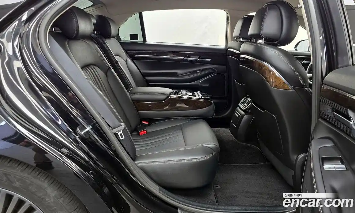 Genesis G90 2021 3.8 гидро в Москве № 1539344, фото 12