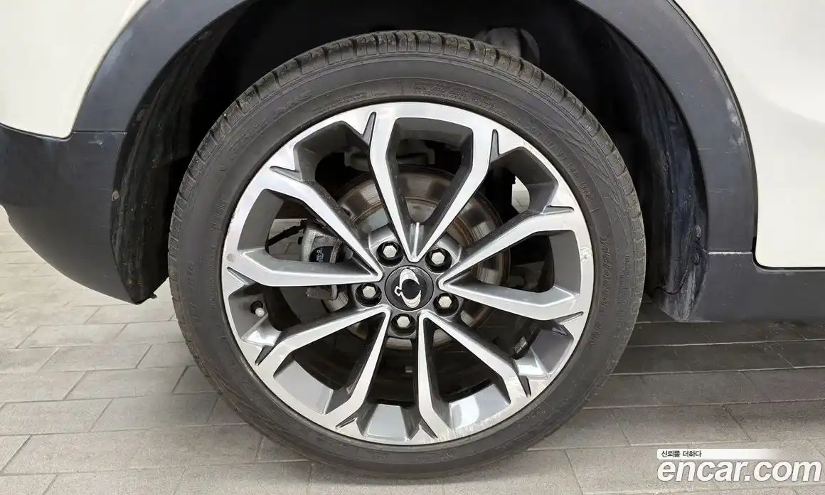 SsangYong TIBOLI 2017 1.6 гидро в Москве, фото 5