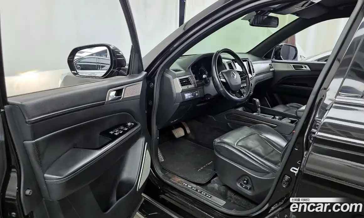 SsangYong Rexton 2017 2.2 гидро в Москве, фото 10