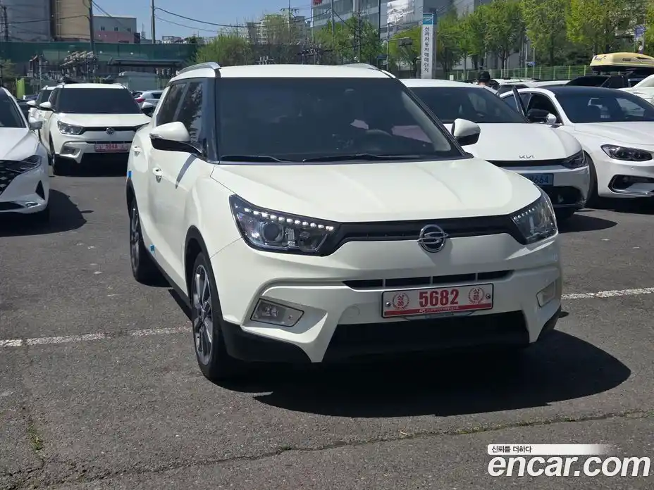 SsangYong TIBOLI 2015 1.6 гидро в Москве № 1540199, фото 3