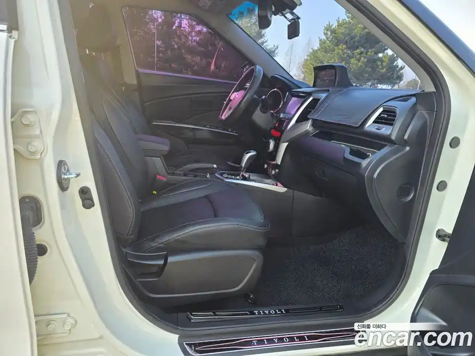 SsangYong TIBOLI 2015 1.6 гидро в Москве № 1540246, фото 8