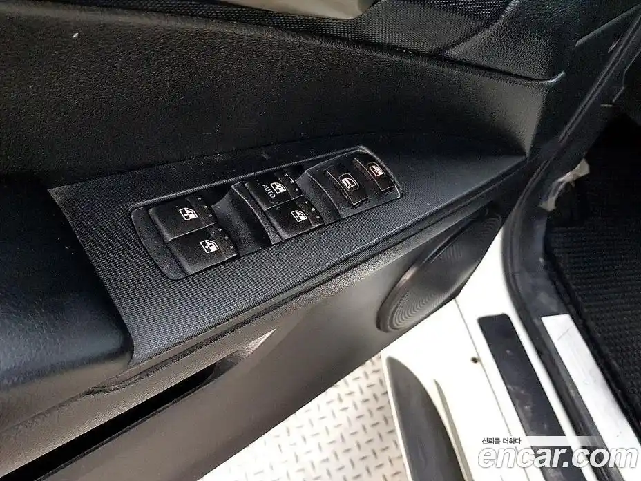 SsangYong Korando 2016 2.0 гидро в Москве № 1540595, фото 11