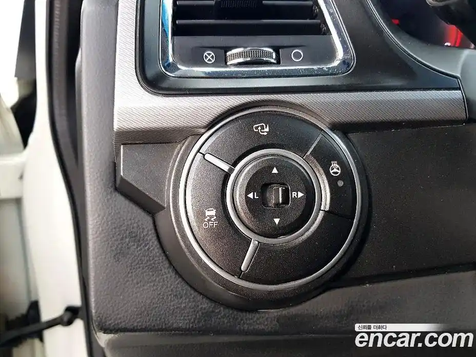 SsangYong Korando 2016 2.0 гидро в Москве № 1540595, фото 12