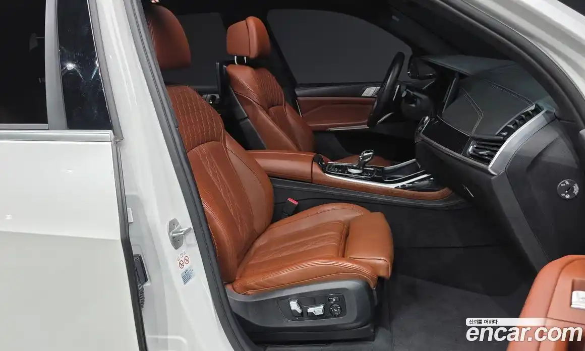 BMW X7 2020 3.0 гидро в Москве № 1541665, фото 11