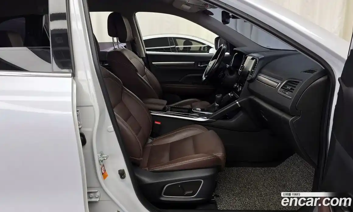 Renault QM6 2019 2.0 гидро в Москве № 1543459, фото 12