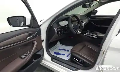 BMW 5-Series 2022 2.0 гидро в Москве № 1544636, миниатюра 10