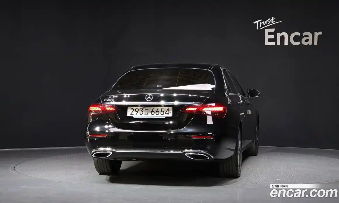 Mercedes-Benz E-Class 2023 2.0 гидро в Москве № 1545128, фото 4