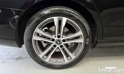 Mercedes-Benz E-Class 2023 2.0 гидро в Москве № 1545128, миниатюра 5
