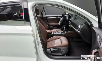 Audi A3 2015 1.6 гидро в Москве № 1546425, миниатюра 12