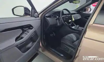 Land Rover Range-Rover Evoque 2025 2.0 гидро в Москве № 1547482, миниатюра 11