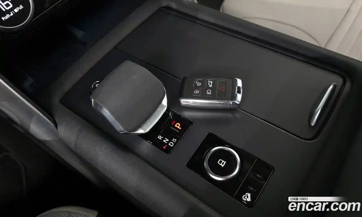 Land Rover Discovery 2025 3.0 гидро в Москве № 1547493, фото 9