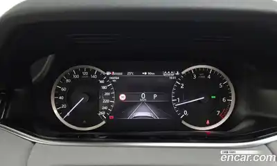 Land Rover Range-Rover Evoque 2023 2.0 гидро в Москве № 1547518, миниатюра 8