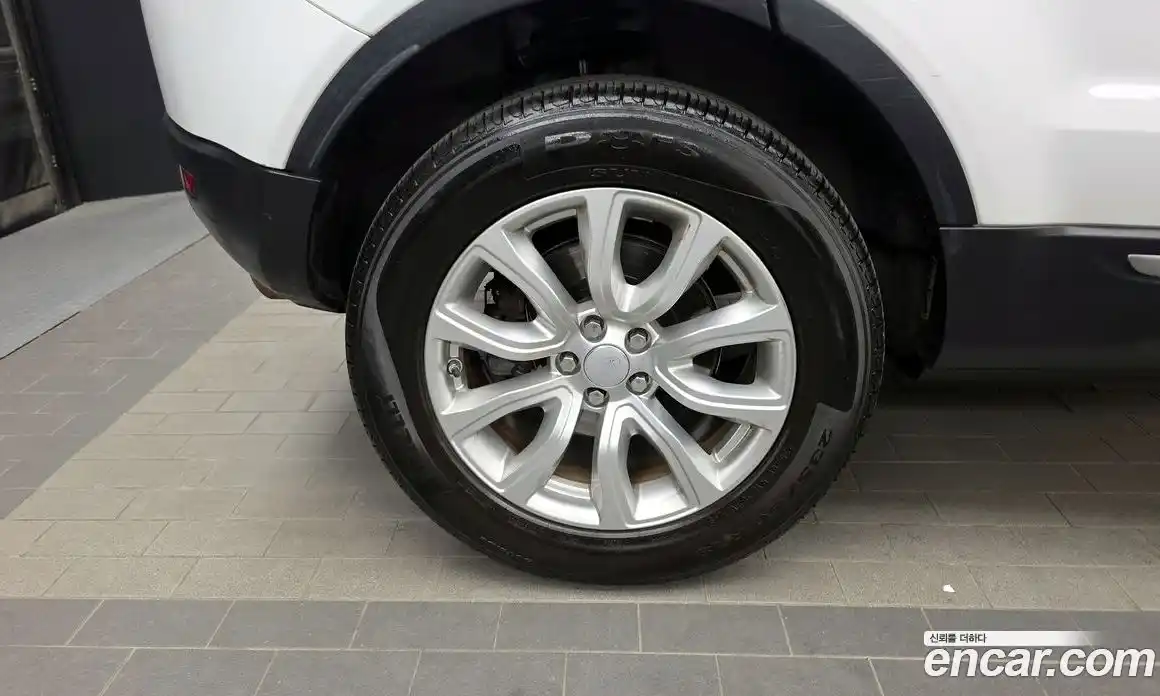 Land Rover Range-Rover Evoque 2017 2.0 гидро в Москве № 1547694, фото 5