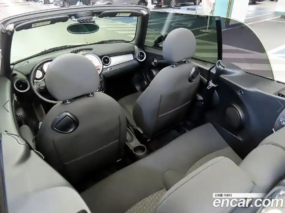 Mini Cooper Convertible 2011 1.6 гидро в Москве № 1548523, фото 14