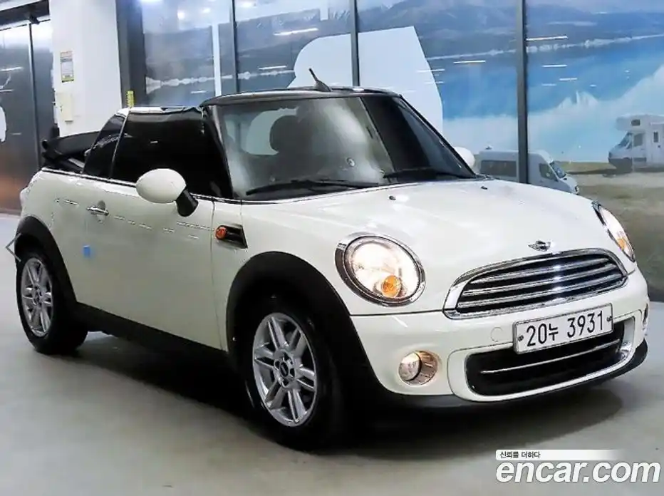 Mini Cooper Convertible 2011 1.6 гидро в Москве № 1548523, фото 6