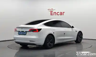 Tesla Model 3, 2020