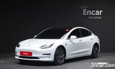Tesla Model 3, 2020