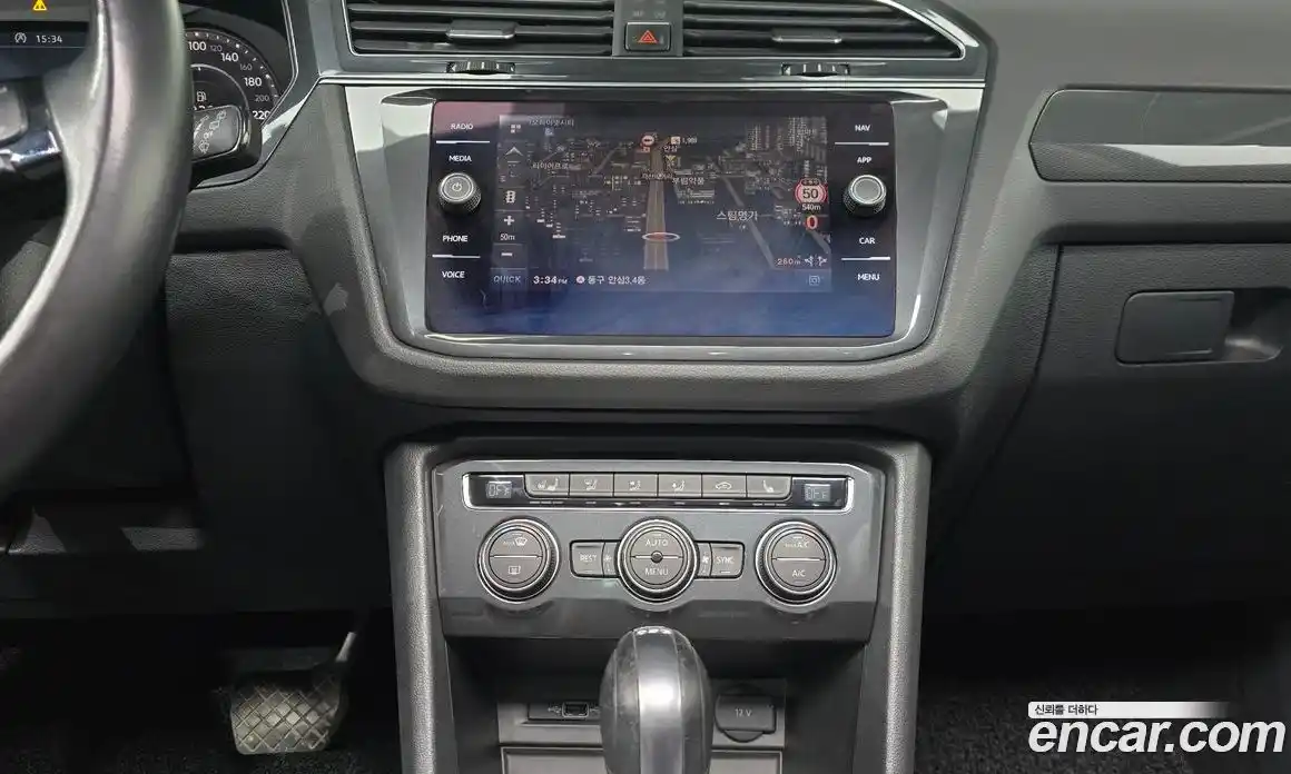 Volkswagen Tiguan 2018 2.0 гидро в Москве № 1549176, фото 13