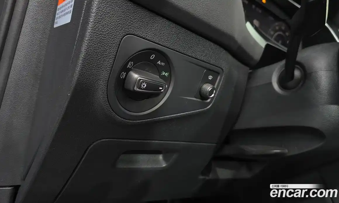 Volkswagen Tiguan 2018 2.0 гидро в Москве № 1549176, фото 17