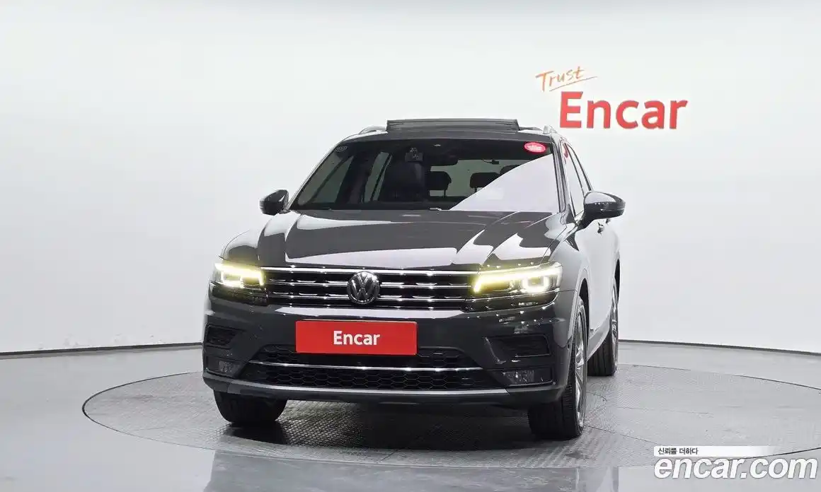 Volkswagen Tiguan 2018 2.0 гидро в Москве № 1549176, фото 3