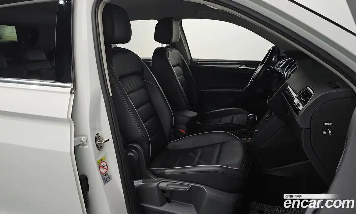Volkswagen Tiguan 2020 2.0 гидро в Москве № 1549186, фото 11