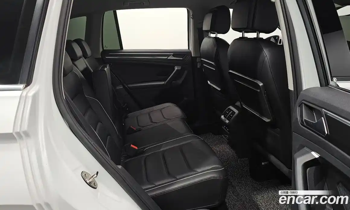 Volkswagen Tiguan 2020 2.0 гидро в Москве № 1549186, фото 12