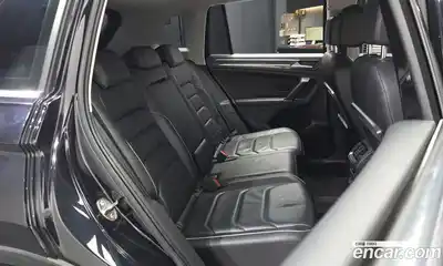 Volkswagen Tiguan 2018 2.0 гидро в Москве № 1549404, миниатюра 12
