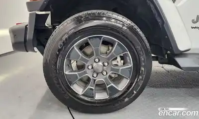 Jeep Wrangler 2019 2.0 гидро в Москве № 1549912, миниатюра 5