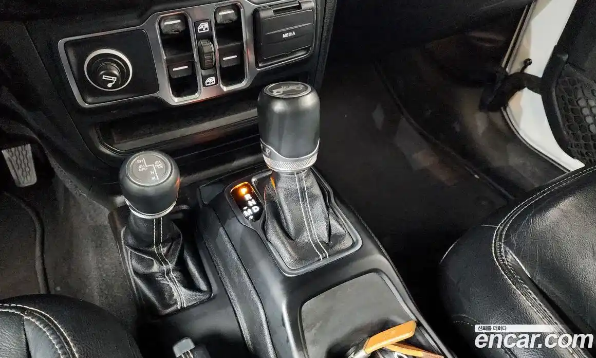 Jeep Wrangler 2019 2.0 гидро в Москве № 1549912, фото 9