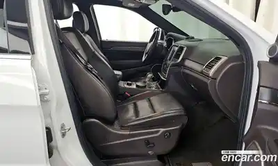 Jeep Cherokee 2017 3.0 гидро в Москве № 1549945, миниатюра 11