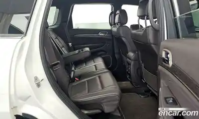 Jeep Cherokee 2017 3.0 гидро в Москве № 1549945, миниатюра 12
