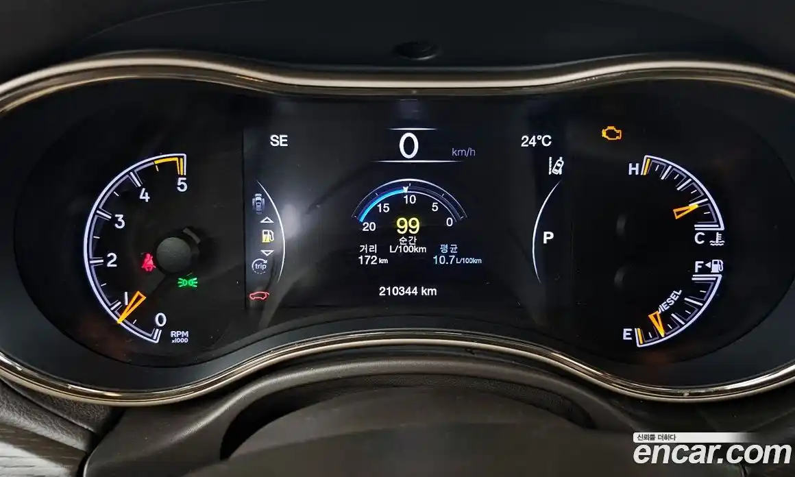 Jeep Cherokee 2017 3.0 гидро в Москве № 1549945, фото 8