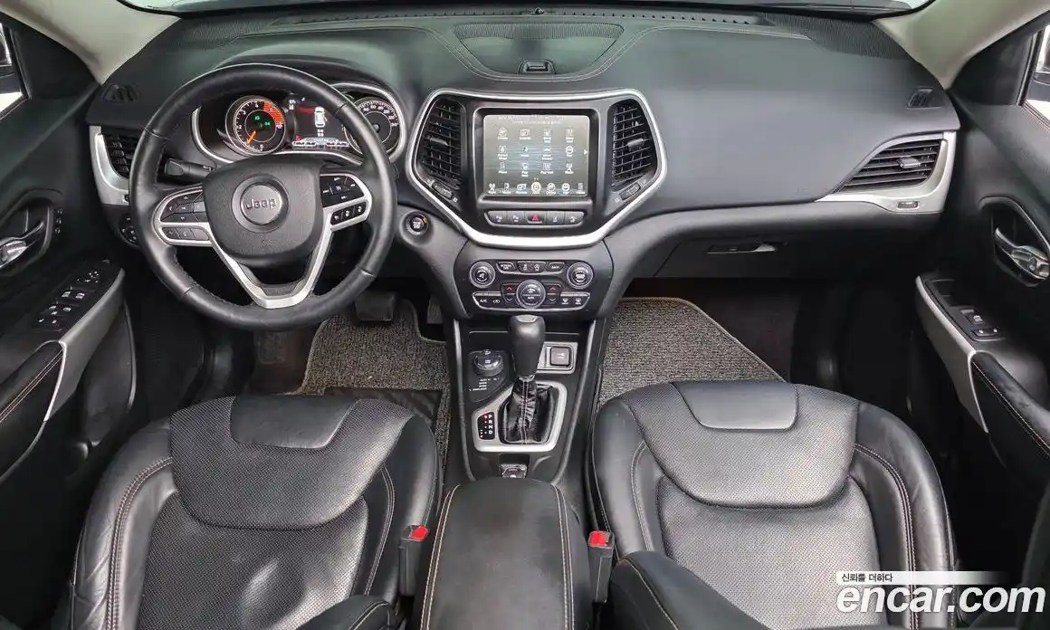 Jeep Cherokee 2017 2.2 гидро в Москве № 1549946, фото 7