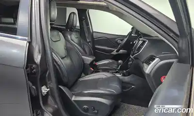 Jeep Cherokee 2017 2.2 гидро в Москве № 1549946, миниатюра 10