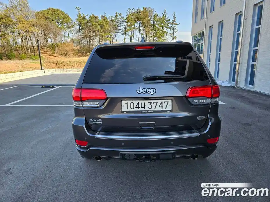 Jeep Cherokee 2019 3.0 гидро в Москве № 1550000, фото 5