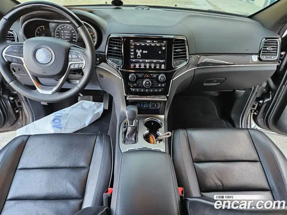 Jeep Cherokee 2019 3.0 гидро в Москве № 1550000, фото 8