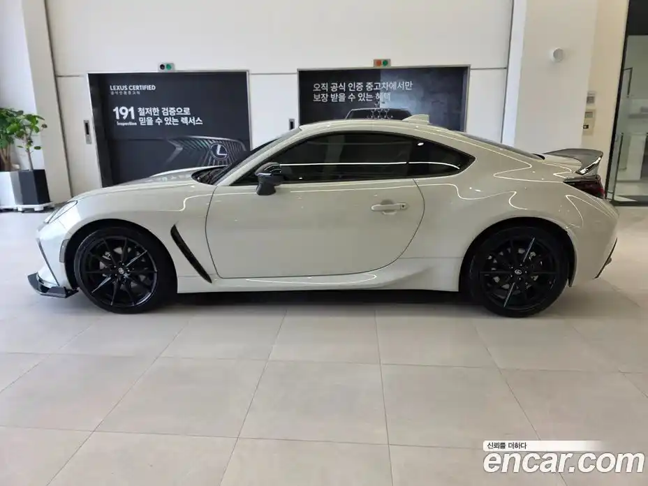Toyota 86 2024 2.4 механика в Москве № 1550131, фото 17