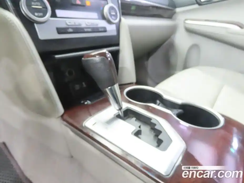 Toyota Camry 2012 2.5 гидро в Москве № 1550167, фото 11