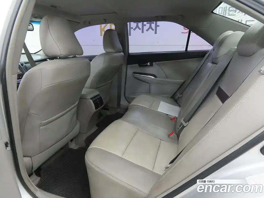 Toyota Camry 2012 2.5 гидро в Москве № 1550167, фото 6